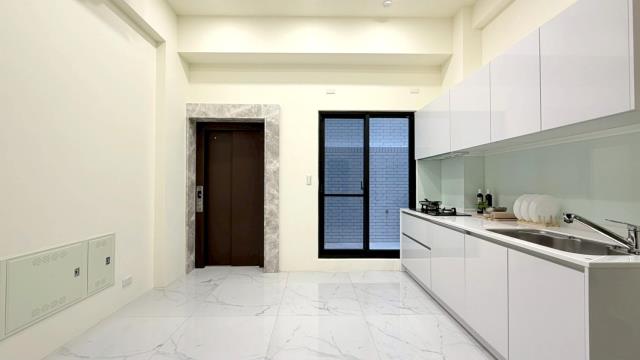 台南南區透天-9